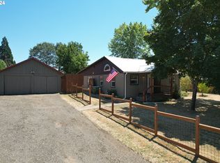 30 SE Darrell Ave, Winston, OR 97496