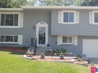 14004 Polk Cir, Omaha, NE 68137