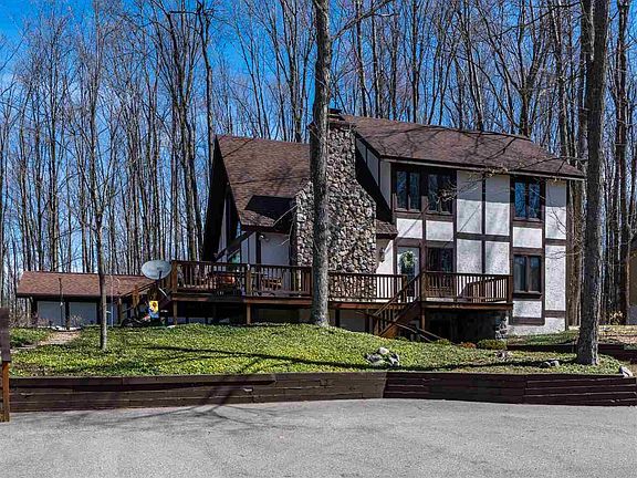 4th image of 222 Royalview Rd