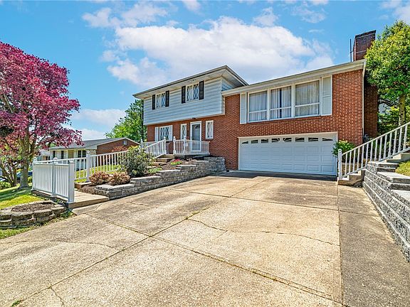 2nd image of 175 Crescent Garden Dr