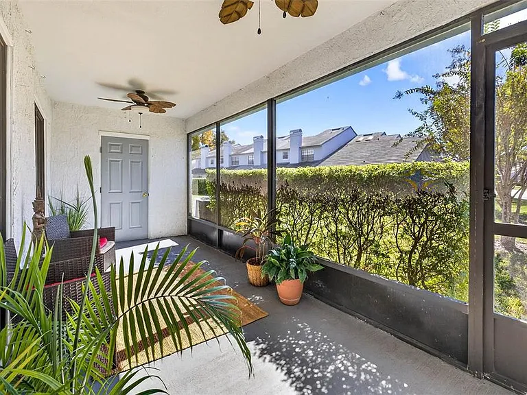4180 Brentwood Park Cir — Photo 31