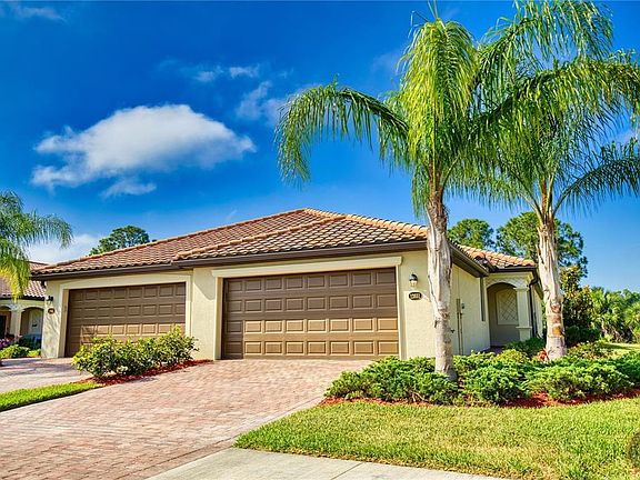3rd image of 12651 Garibaldi Ln