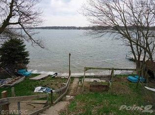 24230 Cedar St, Edwardsburg, MI 49112