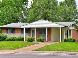 1610 Charbonier Rd, Florissant, MO 63031