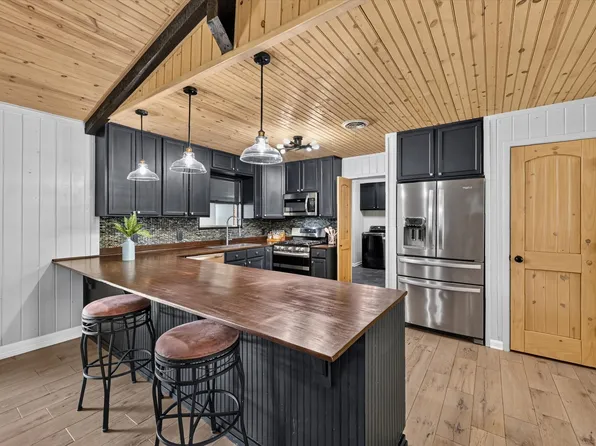 507 W South St, Whitesboro, TX 76273