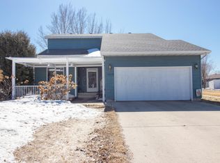 1409 15th Ave E, West Fargo, ND 58078