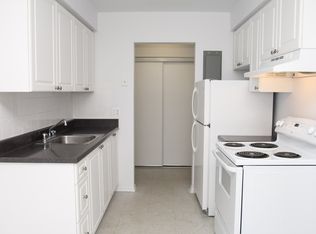 25 Hugo Cres #1-BEDROOM, Kitchener, ON N2M3Z3