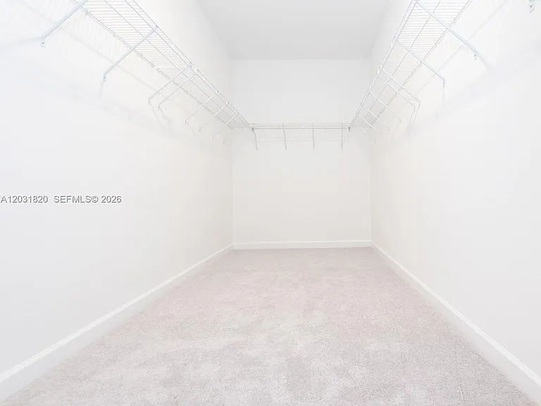 2631 SE 8th Ct #2631 — Photo 18
