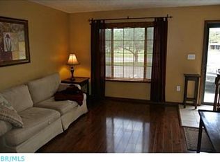 1352 Londondale Pkwy, Newark, OH 43055