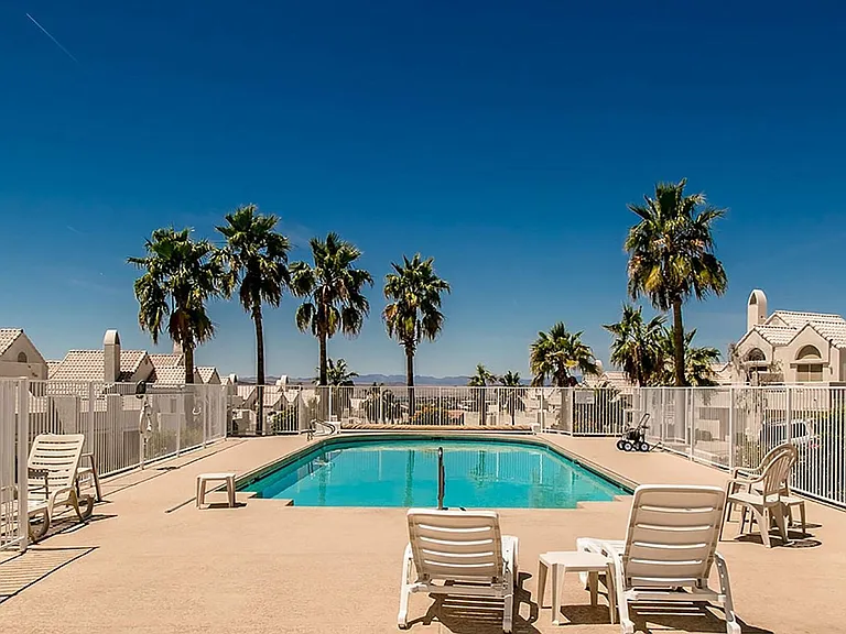 420 Acoma Blvd S #12 — Photo 21