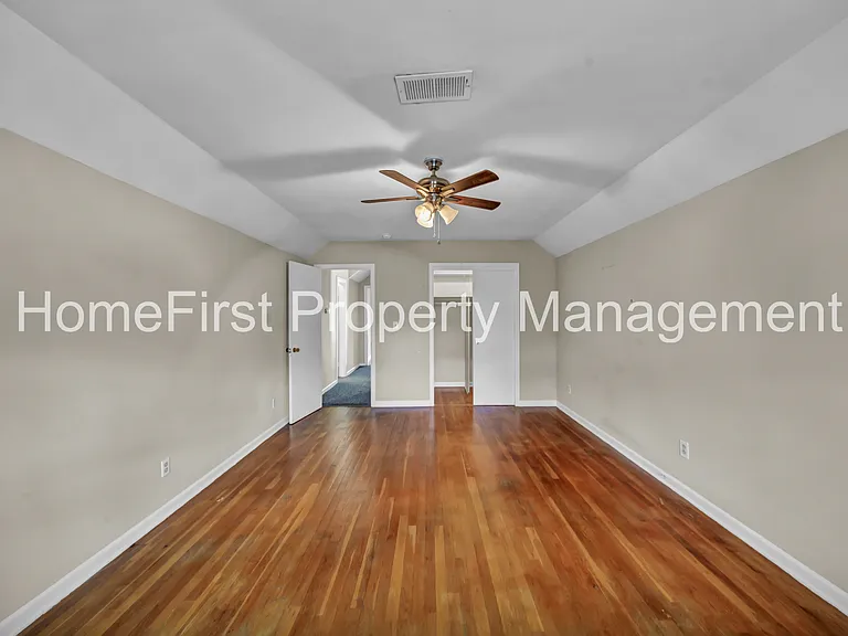 105 Meadowlark Dr #B — Photo 6