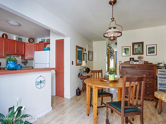 3rd image of 703 Briarwood Court
