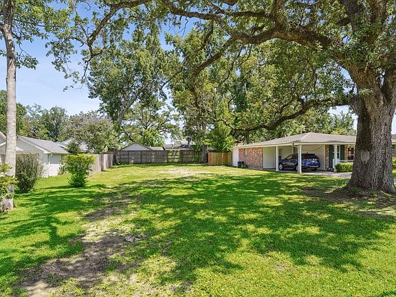 2nd image of 617 Stewart Ave