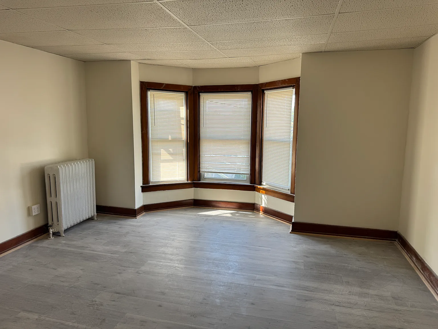 581 Guilford Street — Photo 2