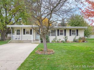 1032 Ariebill St SW, Wyoming, MI 49509