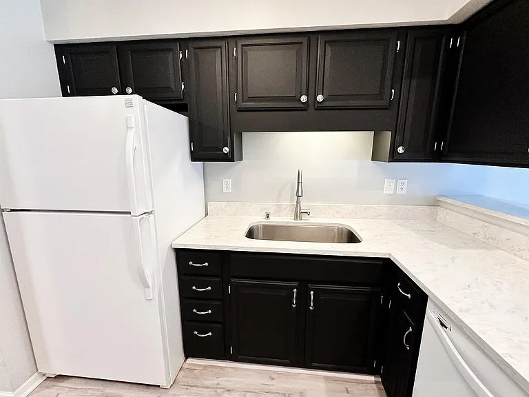 1392 Carling Dr #104 — Photo 15