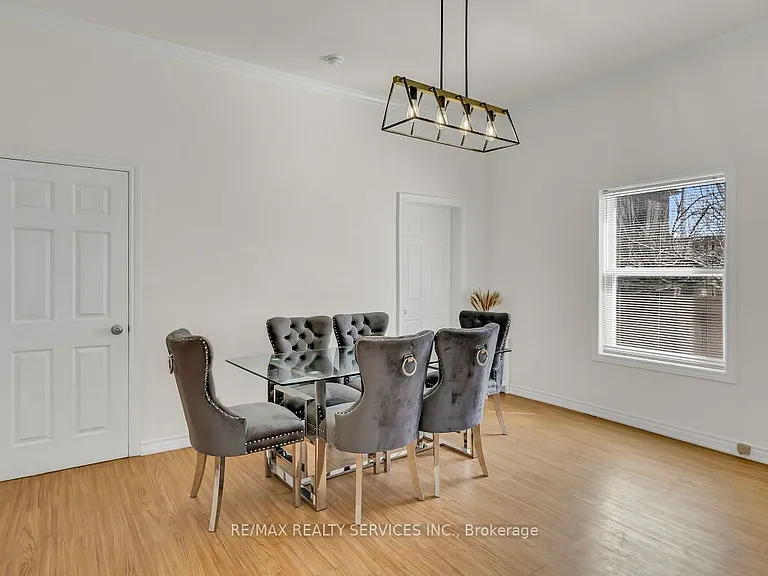 65 Moore St — Photo 12