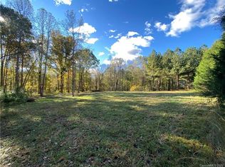 1390 Cranwell Dr, Mount Ulla, NC 28125