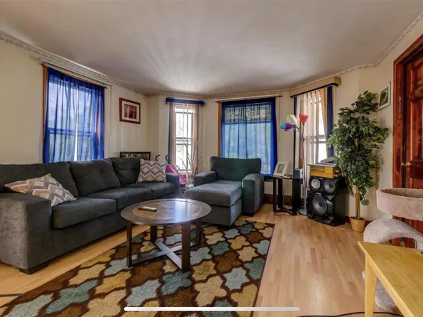 92 Cumberland St #1, Manchester, NH 03102