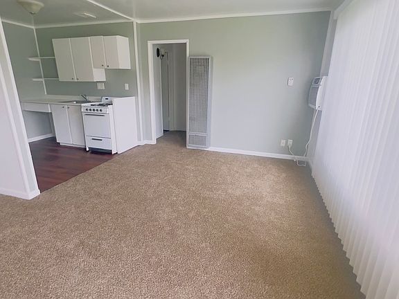 2nd image of 2601-55 Fremont St #22