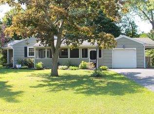 528 Marquart Dr, Webster, NY 14580