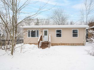 163 Quaker Cres, Lower Sackville, NS B4C 2Z2