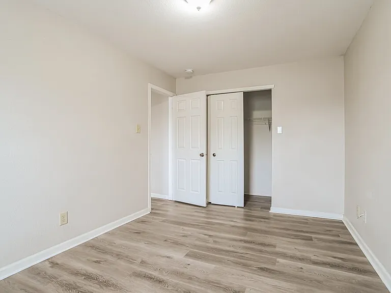 1528 Bray Dr — Photo 13