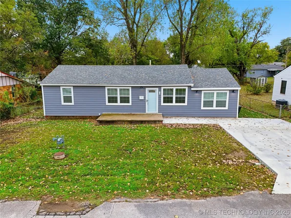 14 W 42nd St, Sand Springs, OK 74063