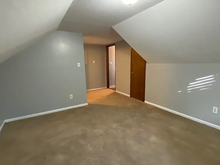 904 O Ave #A — Photo 10