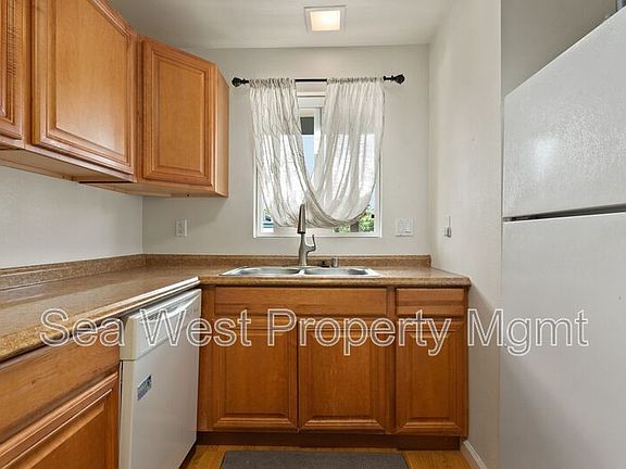 5th image of 820 Encinitas Blvd APT 201