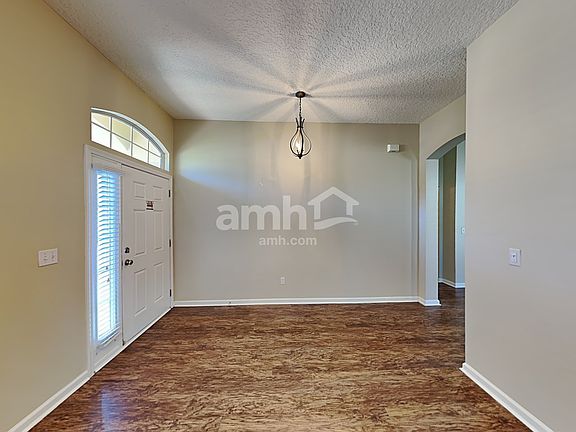 4th image of 86865 Riverwood Dr