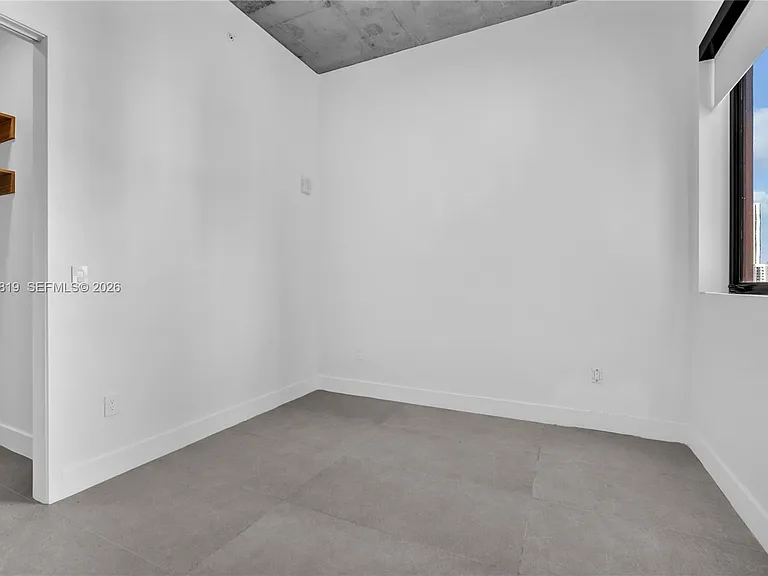 91 NW 27th St #204 — Photo 10