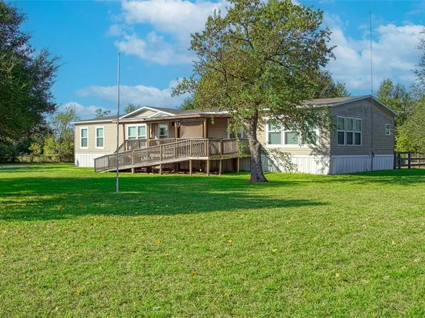 18011 Domino Road, Waller, TX 77484