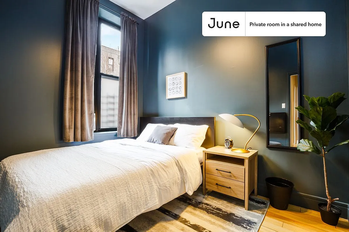 Full bedroom in 5 bed/2 bath home in West Harlem #102 2C — Photo 1