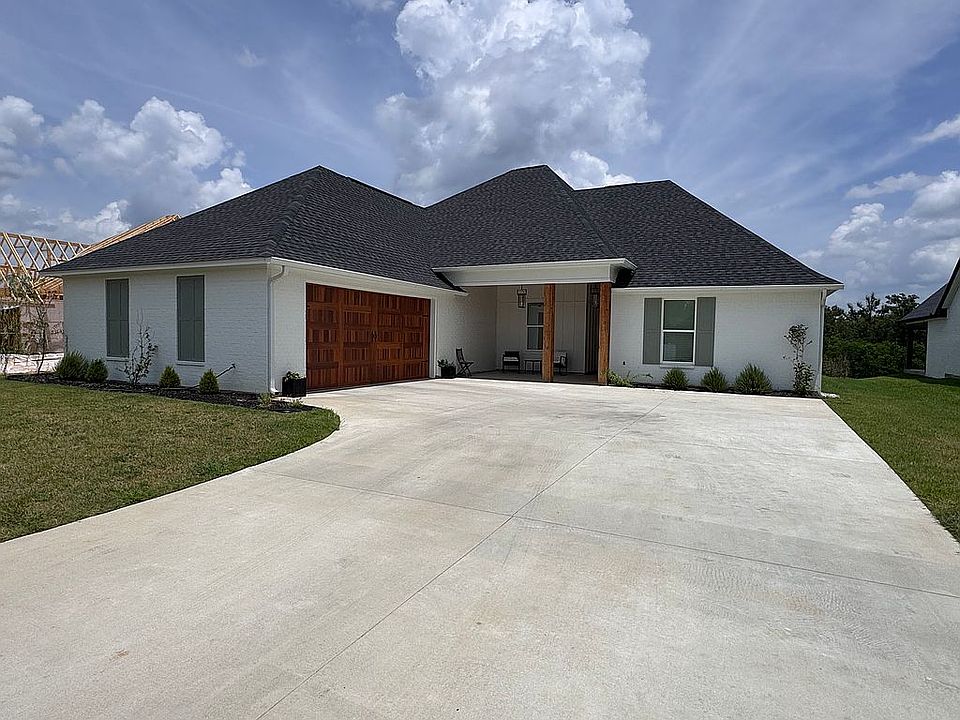 1st image of 501 Bella Vista Dr