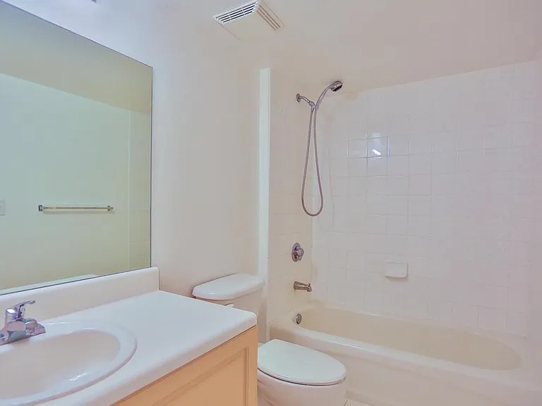 3000 Coral Way #522 — Photo 12