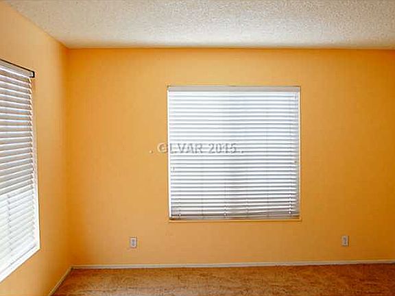 4th image of 4712 Knollwood Dr