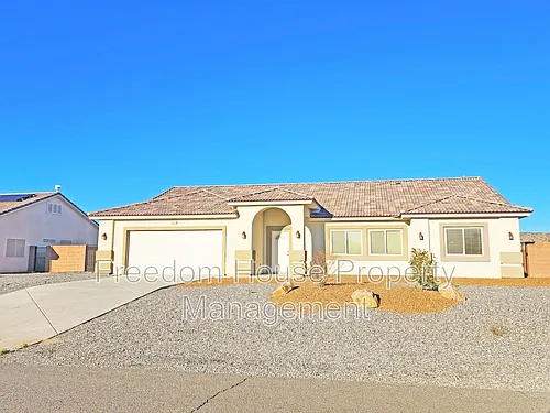 4920 Honey Locust Dr Photo 1