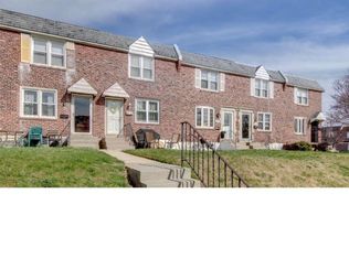 707 Surrey Ln, Glenolden, PA 19036