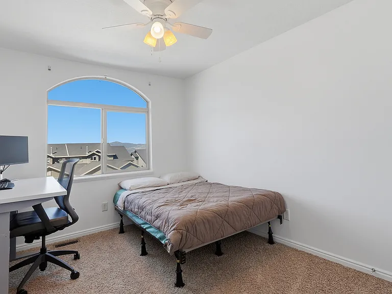 10302 N Morgan Blvd — Photo 18
