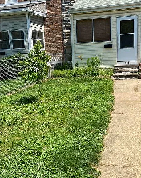 538 Maude Ave — Photo 1