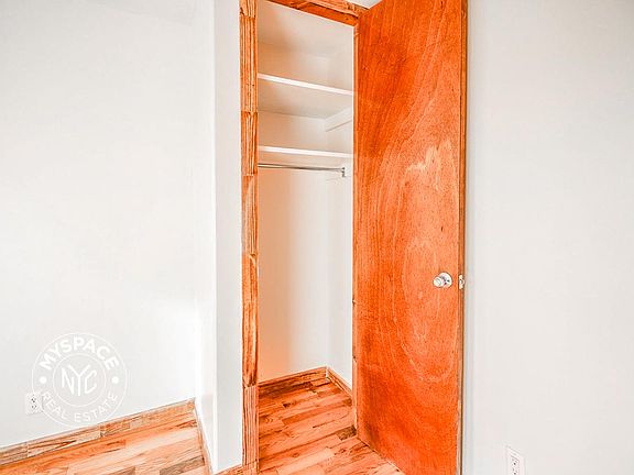 5th image of 134 Boerum St APT C2