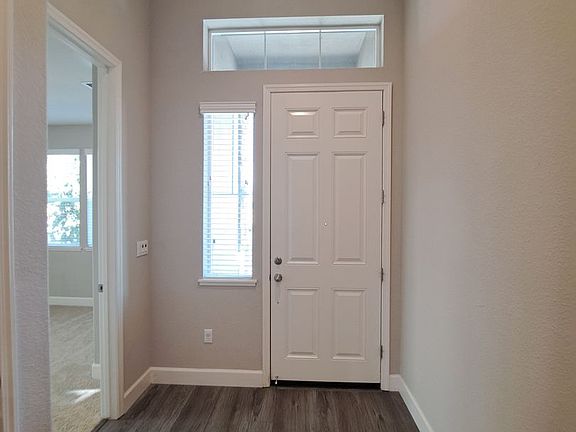 4th image of 4049 Crane Ct