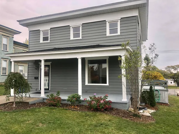 106 E Danaher St, Ludington, MI 49431