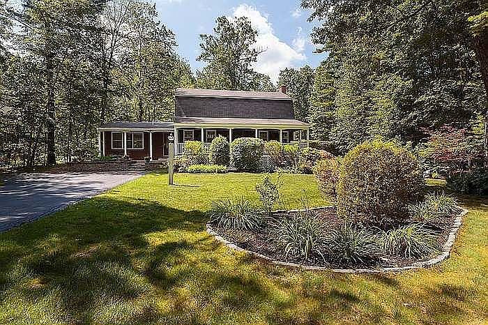 1st image of 104 Old Auburn Rd