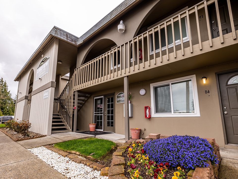 1st image of 10214 Lakeview Ave SW #0B-1Ba-450Sqft