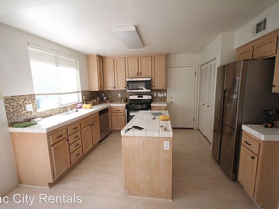 2nd image of 9563 Dominion Wood Ln