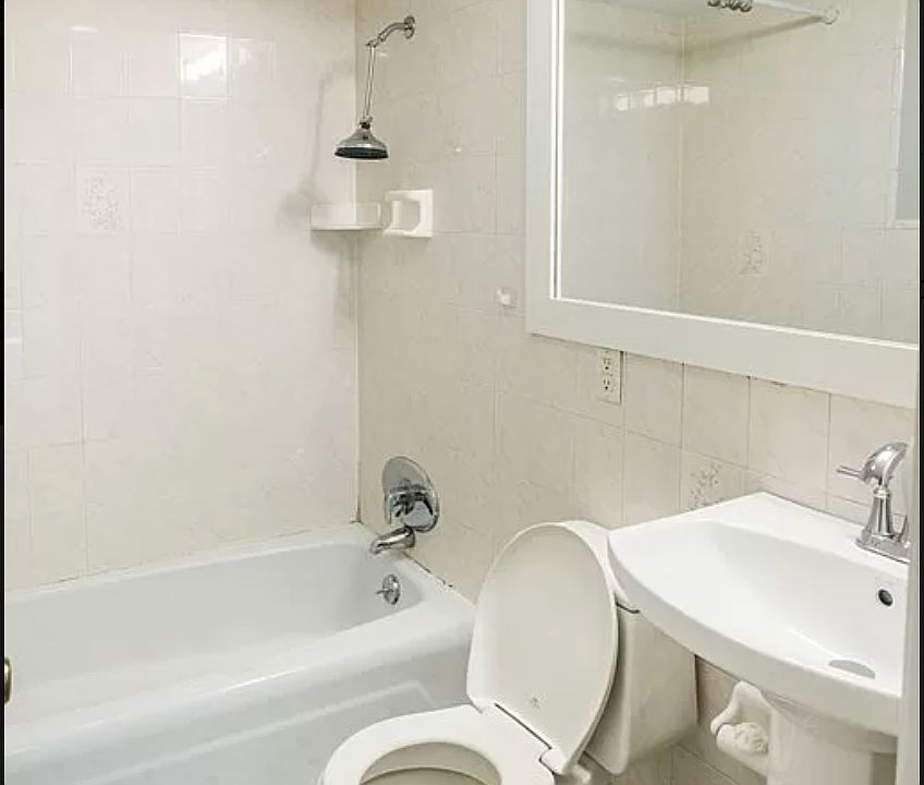 Full bathroom