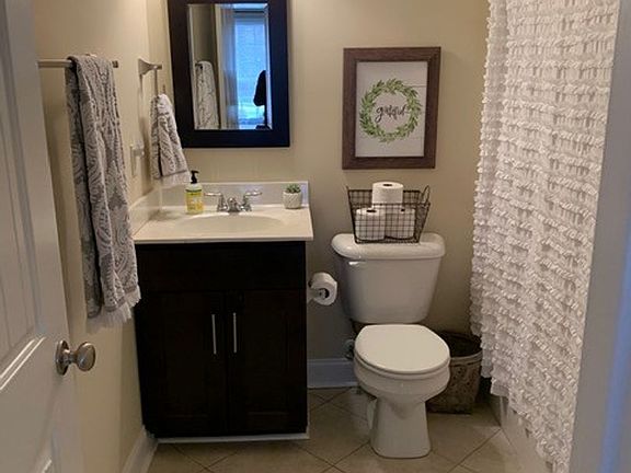 4th image of 2009 Lakeside Dr Unit 206