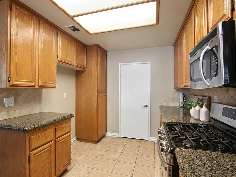 904 N Turner Ave #17 — Photo 10